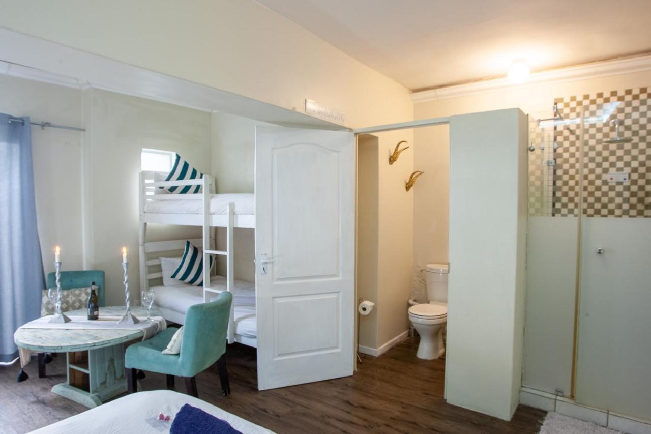 Bedrock Strand Family 4 Sleeper With Private Bathroom